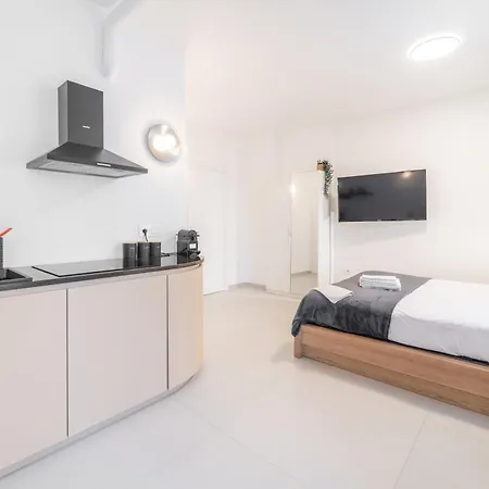 Magai Apartment *